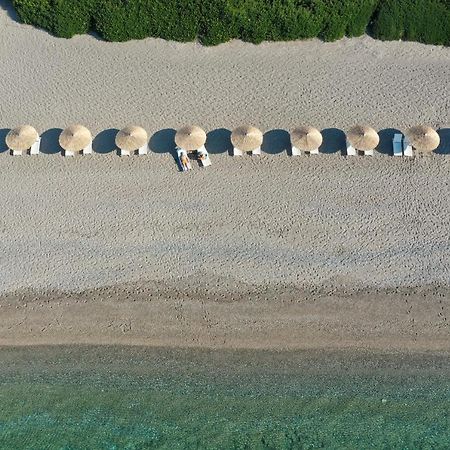 Niriides Resort Гитион Экстерьер фото